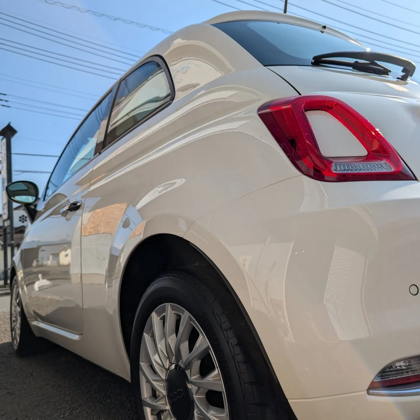 FIAT500で洗車のご依頼✨