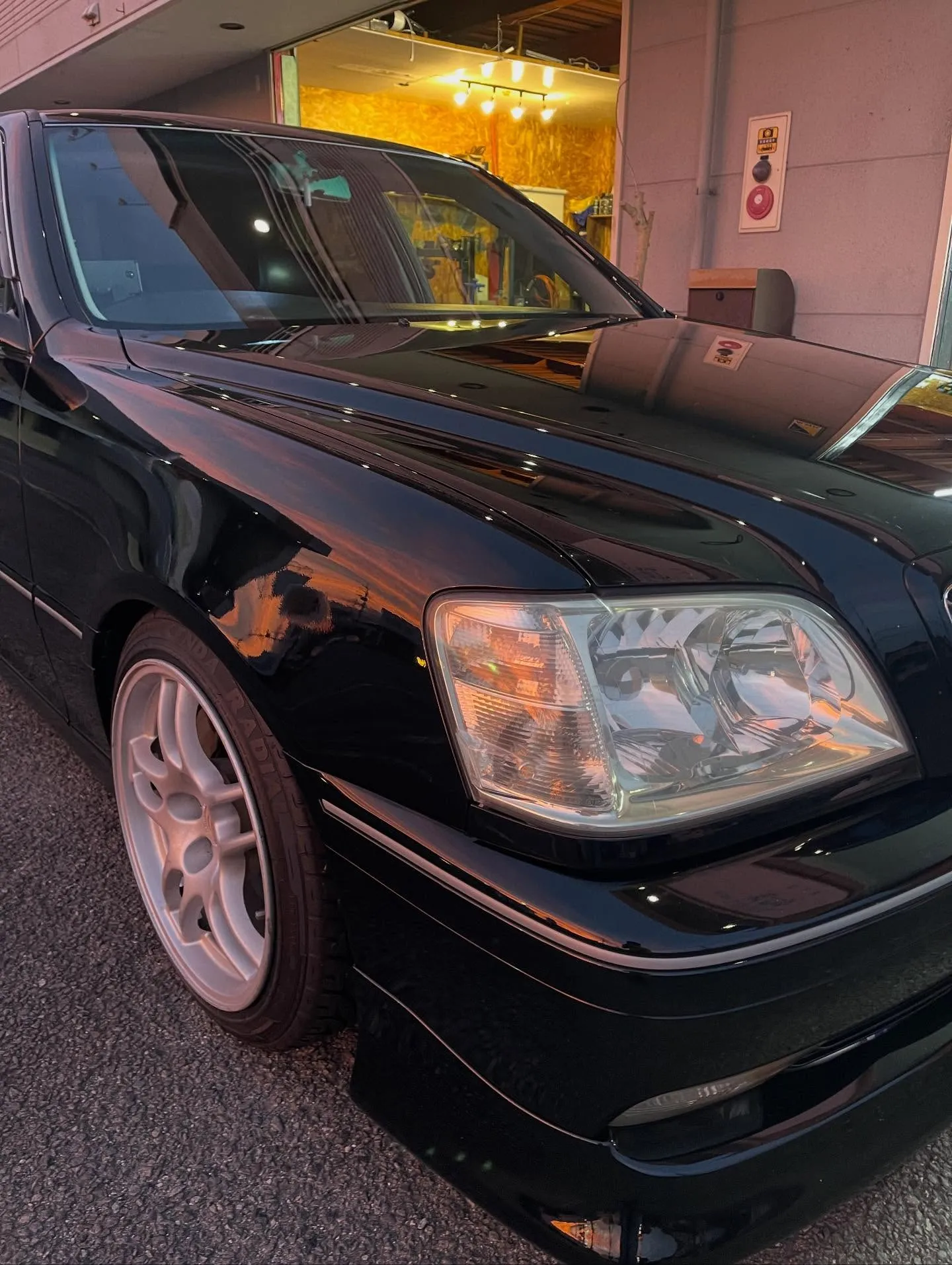 本日はクラウンで洗車のご依頼頂きました😊