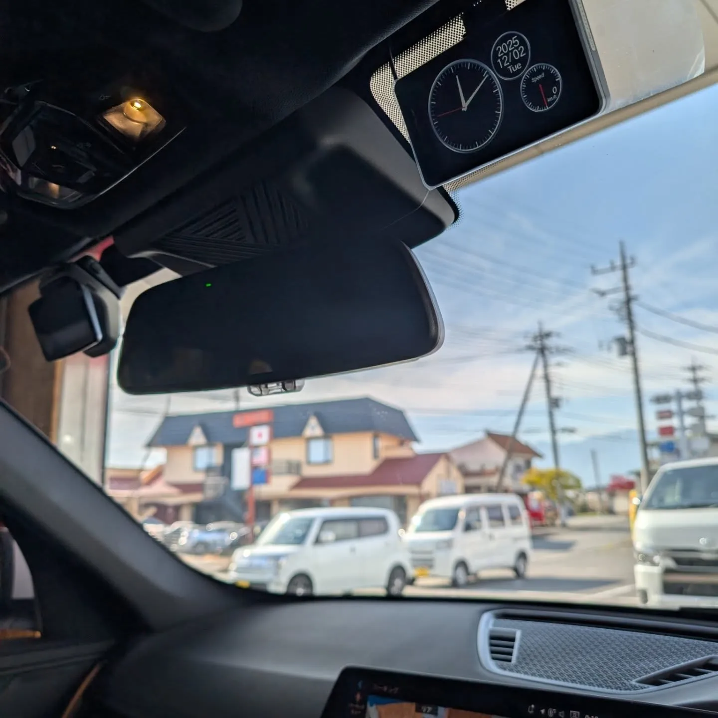 BMW X1 U11 レーダー取付