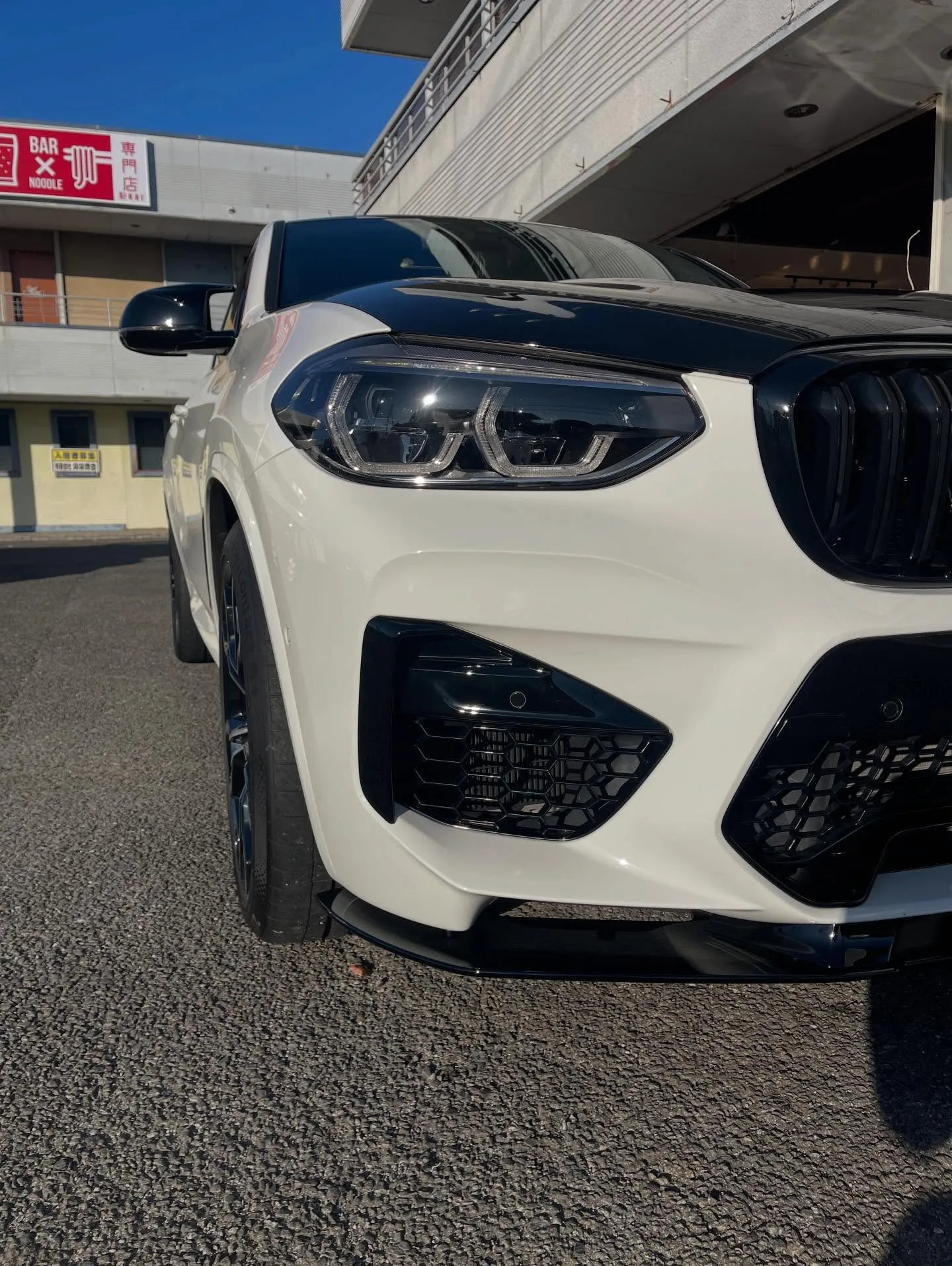 本日はX4Mのお客様で洗車をご利用頂きました😊