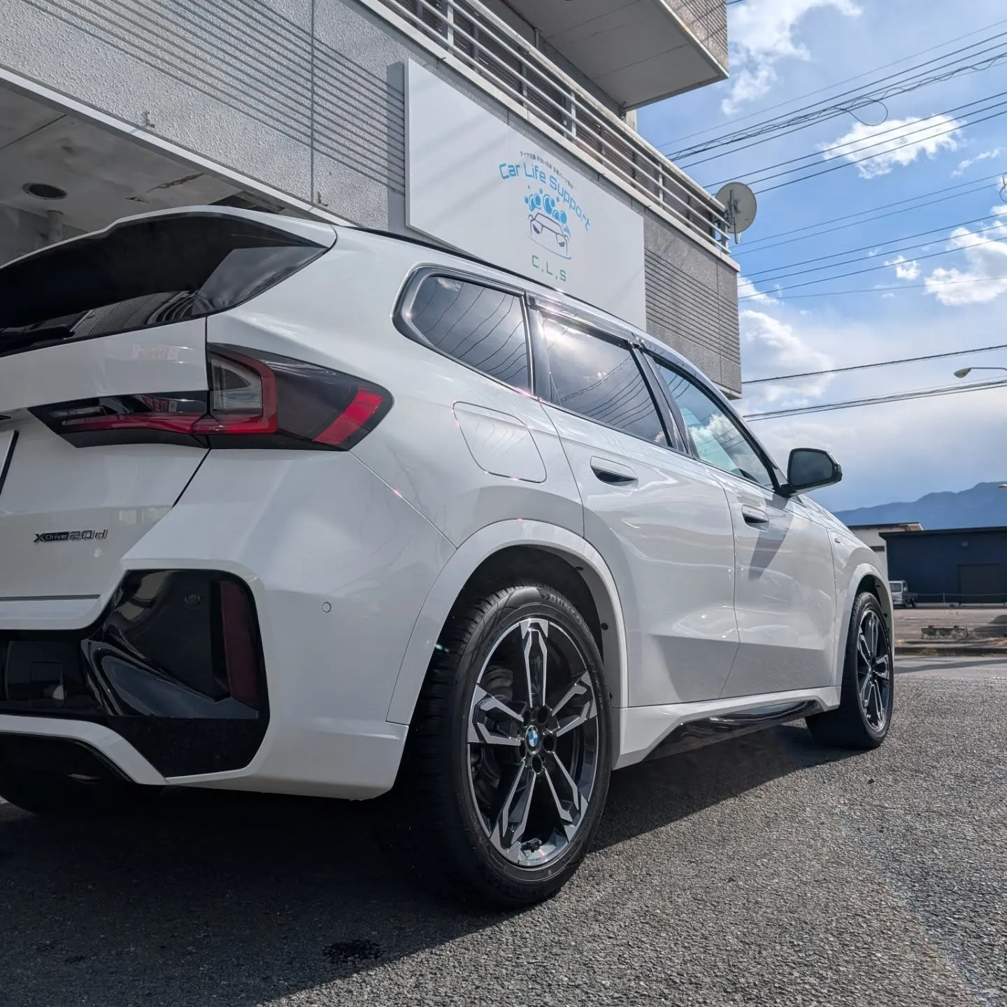 BMW X1 洗車のご依頼✨