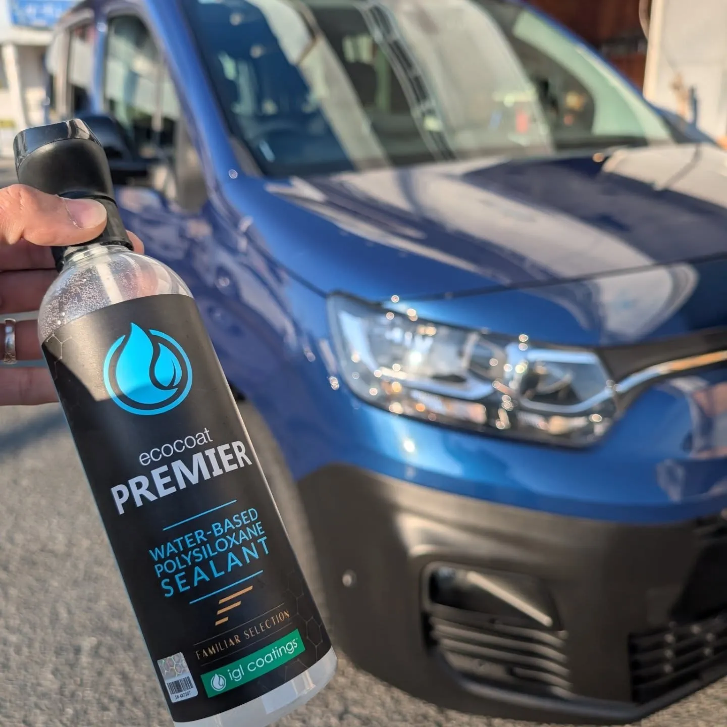 FIAT ドブロ　DAIHATSU ムーヴ で洗車のご依頼✨