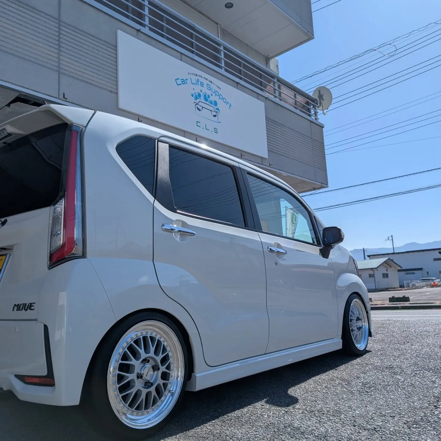 FIAT ドブロ　DAIHATSU ムーヴ で洗車のご依頼✨