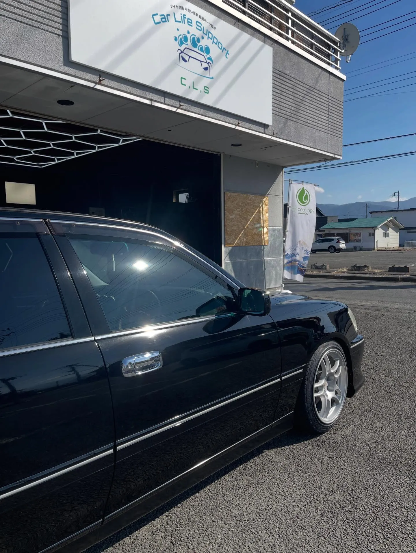 本日はクラウンで洗車のご依頼頂きました😊