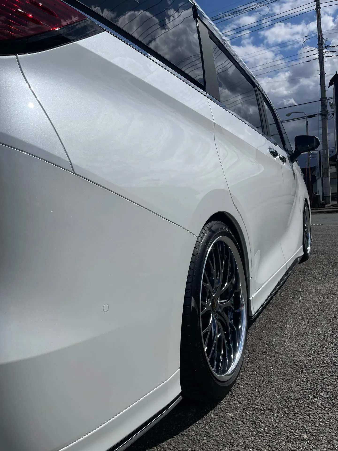 本日はLM、オーラで洗車のご依頼頂きました😊