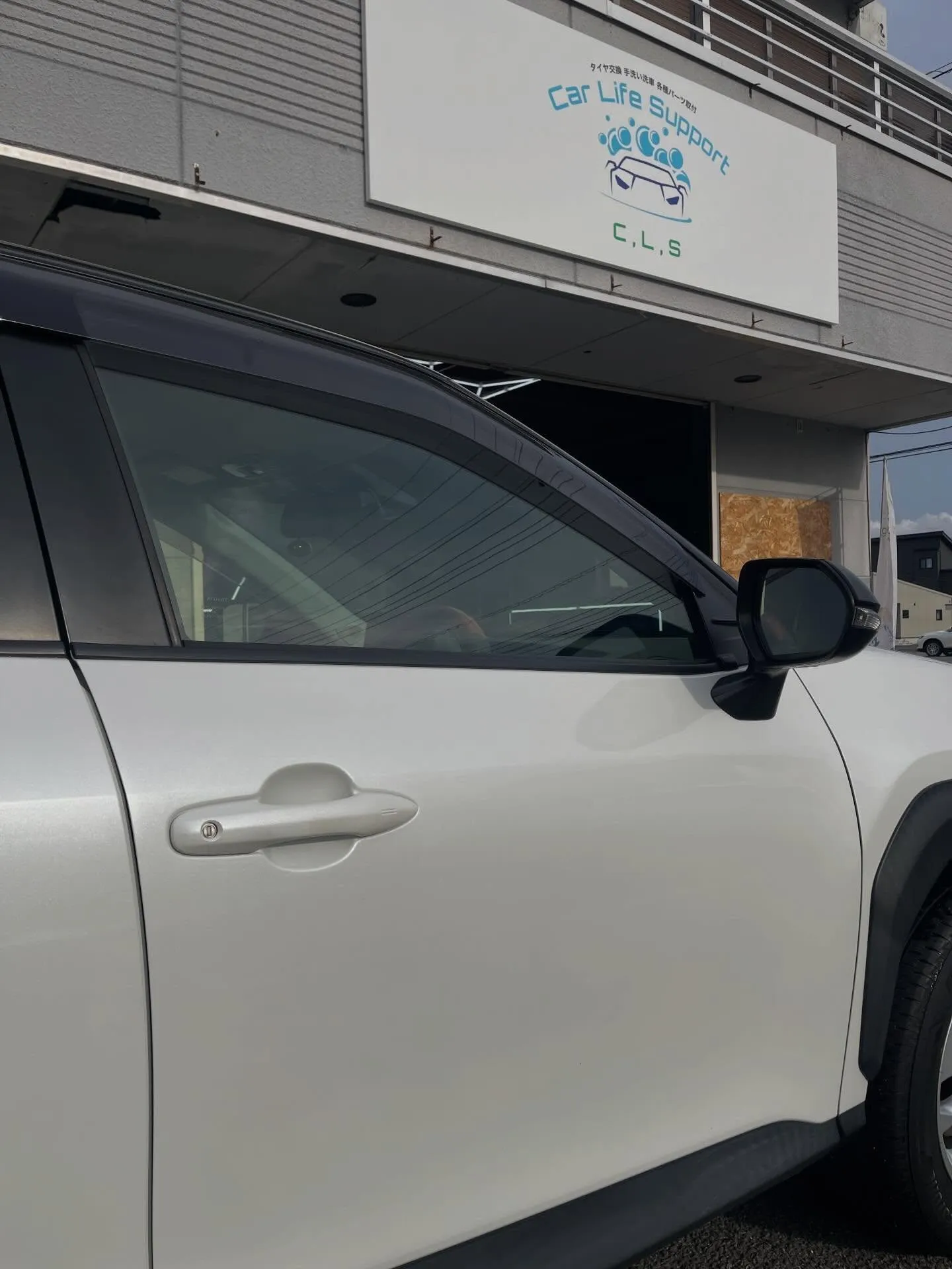 本日はヤリスクロスで洗車とタイヤ交換をご利用頂きました😊