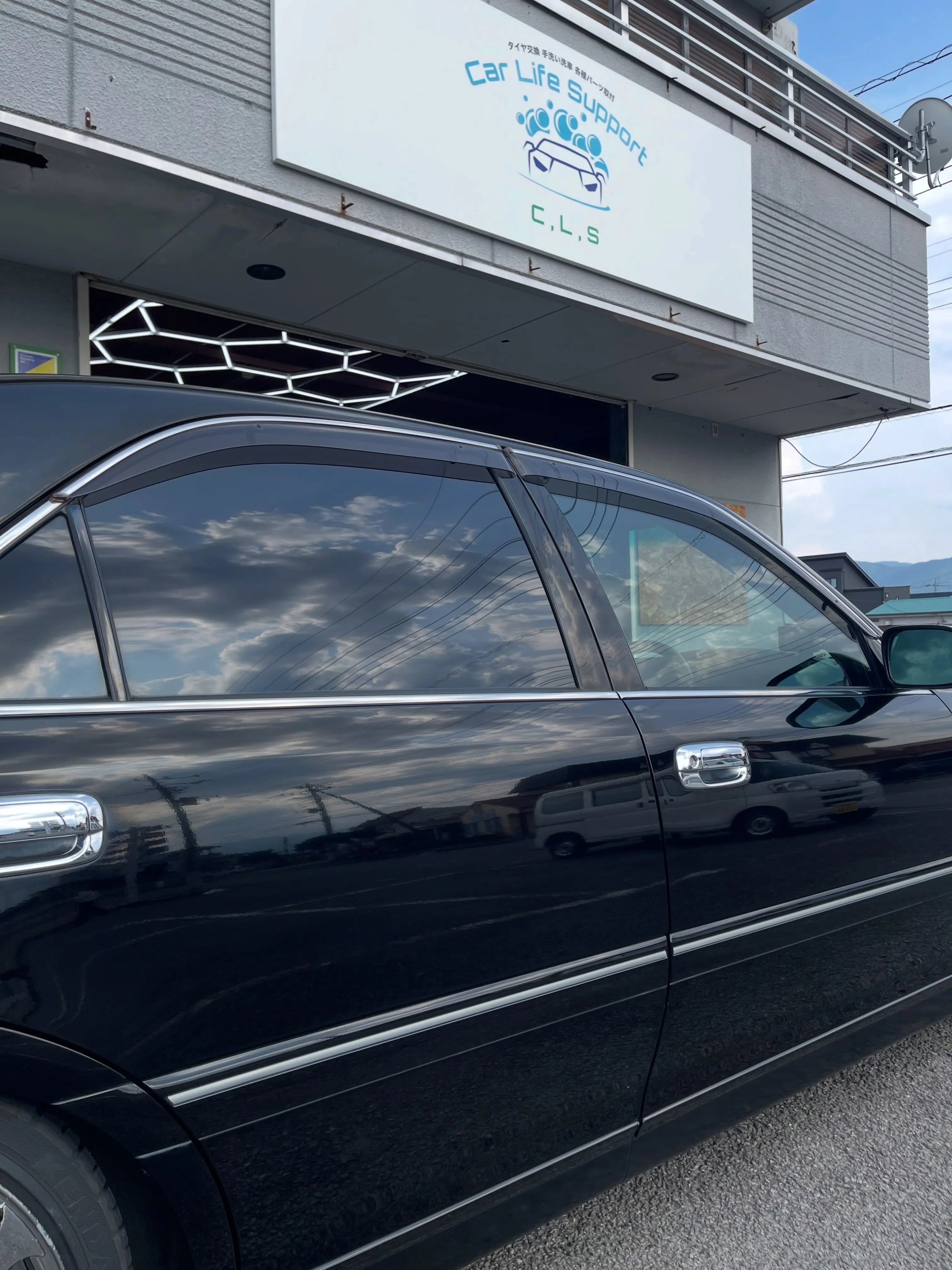 クラウンで洗車のご依頼いただきました😊