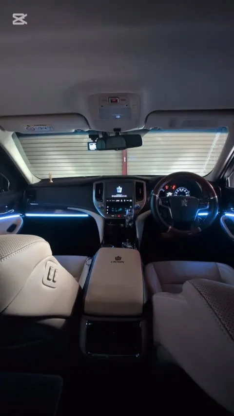 210クラウンアンビエントライト取付✨